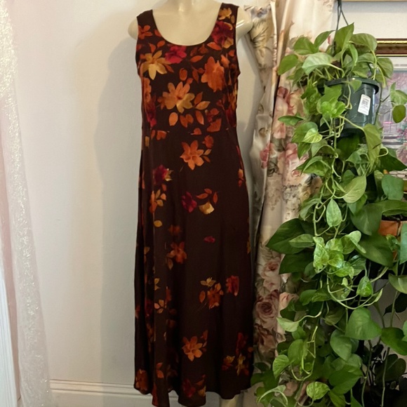 Vintage Dress Rabbit Design Brown Floral Design 2 Piece Orange Tan Red Maxi - Picture 3 of 16